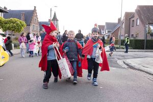 Drie gelukkige zangertjes